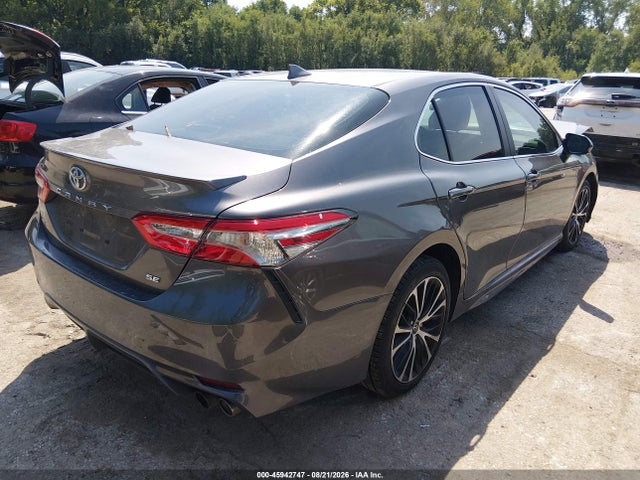 45942747 :رقم المزاد ، 4T1B11HK6KU721416 vin ، 2019 Toyota Camry Se مزاد بيع