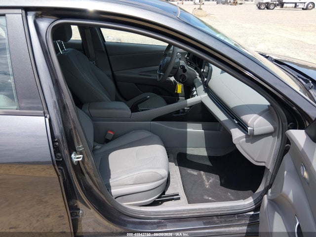Продажа на аукционе авто 2021 Hyundai Elantra Se, vin: 5NPLL4AG4MH048214, номер лота: 45942750
