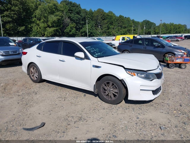 Продажа на аукционе авто 2017 Kia Optima Lx, vin: 5XXGT4L39HG140027, номер лота: 45942751