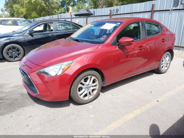 3MYDLBYV7HY169262 Toyota YARIS IA