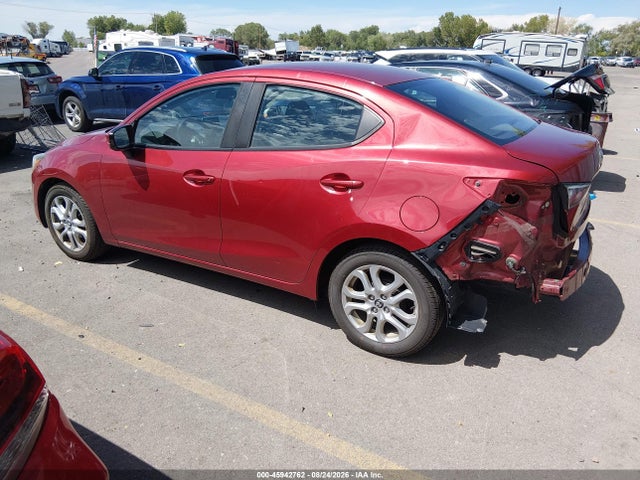 3MYDLBYV7HY169262 Toyota YARIS IA