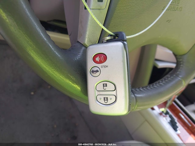 2010 Toyota Camry Xle მანქანა იყიდება აუქციონზე, vin: 4T1BF3EK5AU518842, აუქციონის ნომერი: 45942765