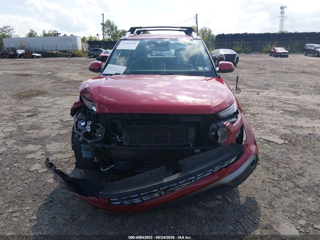 Hyundai Venue Limited 2022 KMHRC8A3XNU152725 Image 11