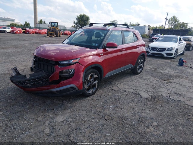 Hyundai Venue Limited 2022 KMHRC8A3XNU152725 Image 2