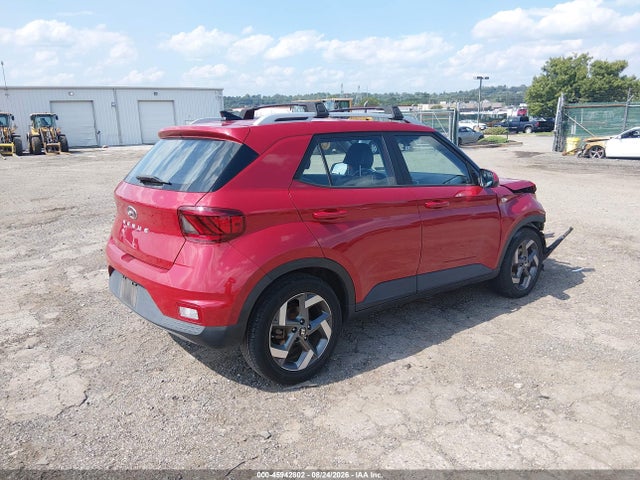 Hyundai Venue Limited 2022 KMHRC8A3XNU152725 Image 4