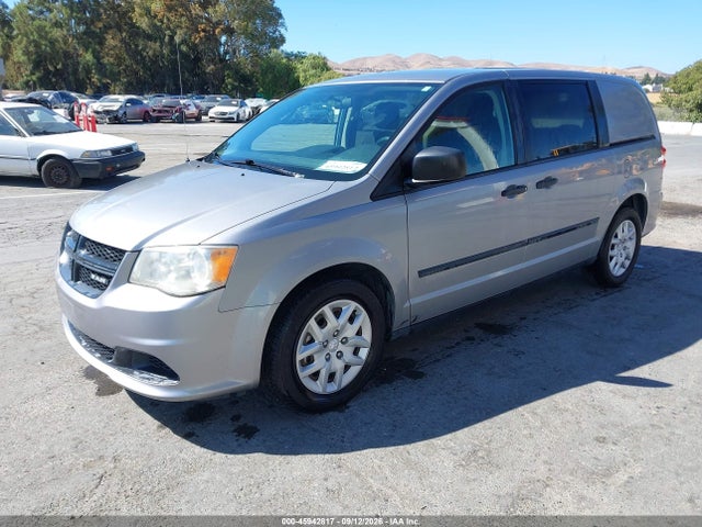 RAM Cargo Tradesman 2014 2C4JRGAG1ER401682 Image 2