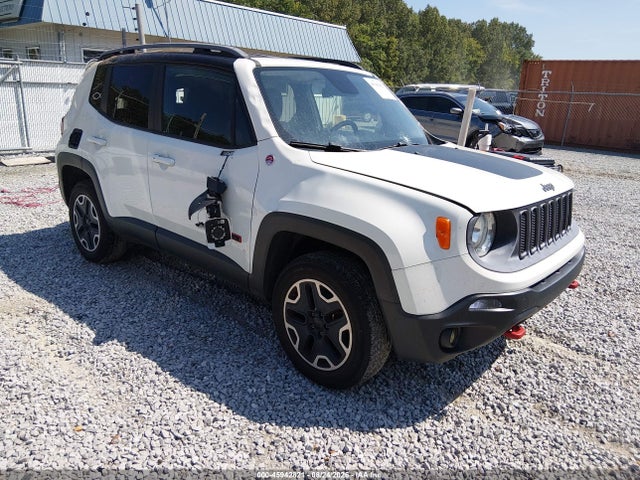 Продаж на аукціоні авто 2015 Jeep Renegade Trailhawk, vin: ZACCJBCT8FPC35809, номер лоту: 45942821