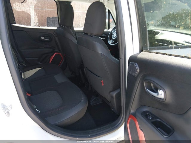 Продажа на аукционе авто 2015 Jeep Renegade Trailhawk, vin: ZACCJBCT8FPC35809, номер лота: 45942821