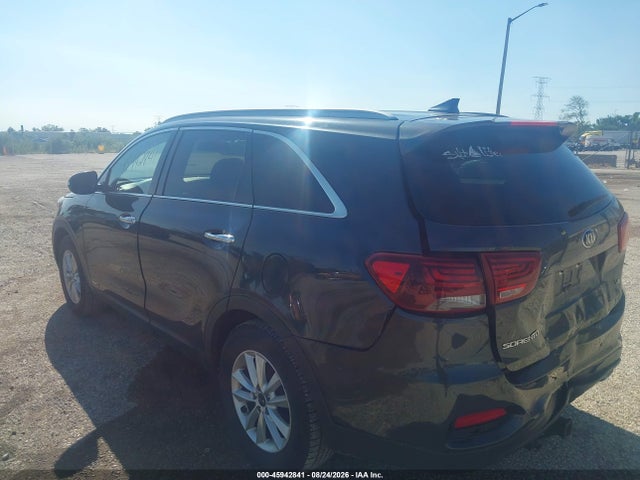 45942841 :رقم المزاد ، 5XYPGDA52KG553208 vin ، 2019 Kia Sorento 3.3l Lx مزاد بيع