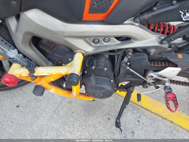 Yamaha Fz09 C 2014 JYARN33Y8EA000398 Image 9