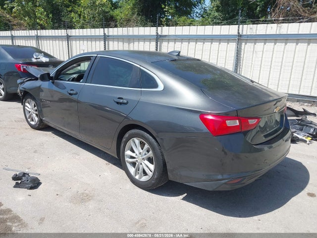 45942878 :رقم المزاد ، 1G1ZD5ST1JF142638 vin ، 2018 Chevrolet Malibu Lt مزاد بيع