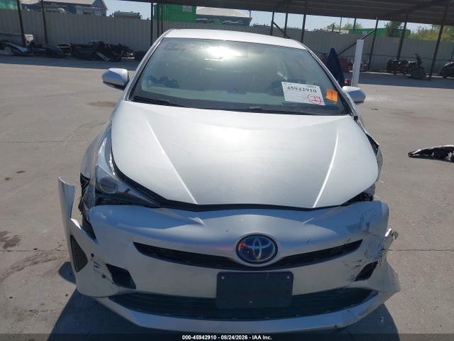 Продажа на аукционе авто 2017 Toyota Prius Two, vin: JTDKBRFU9H3574057, номер лота: 45942910