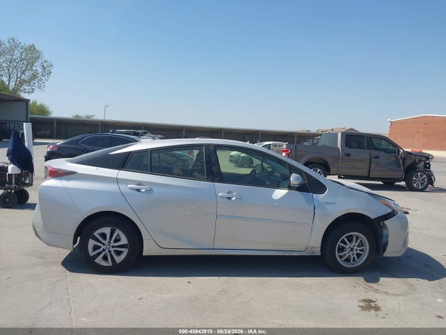 Продажа на аукционе авто 2017 Toyota Prius Two, vin: JTDKBRFU9H3574057, номер лота: 45942910