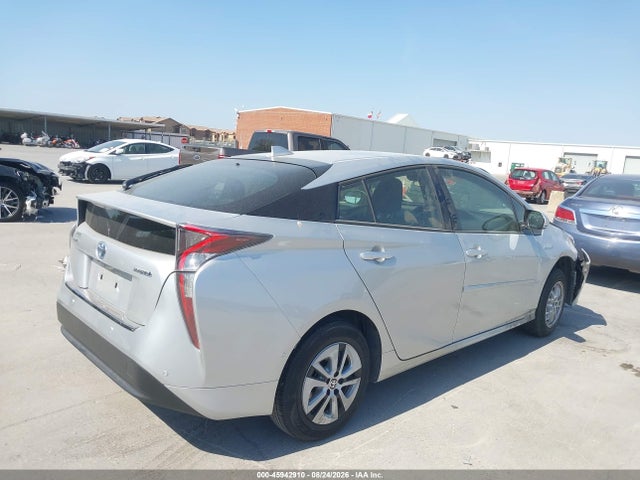 Продажа на аукционе авто 2017 Toyota Prius Two, vin: JTDKBRFU9H3574057, номер лота: 45942910
