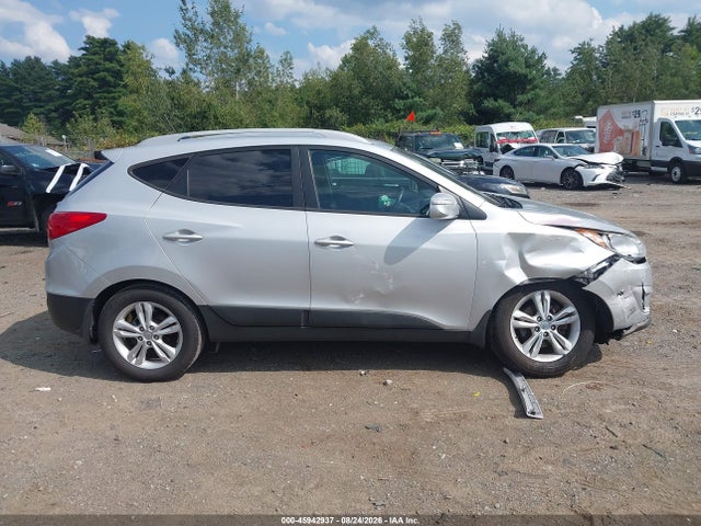 Продажа на аукционе авто 2013 Hyundai Tucson Gls, vin: KM8JU3AC7DU590601, номер лота: 45942937