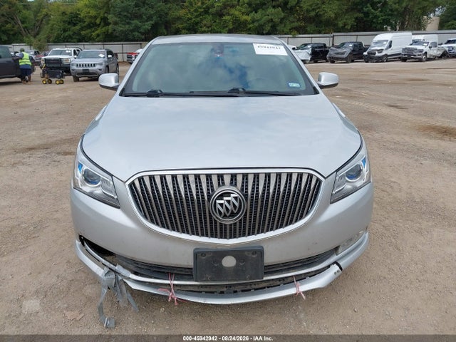Продажа на аукционе авто 2016 Buick Lacrosse, vin: 1G4GA5G37GF177818, номер лота: 45942942