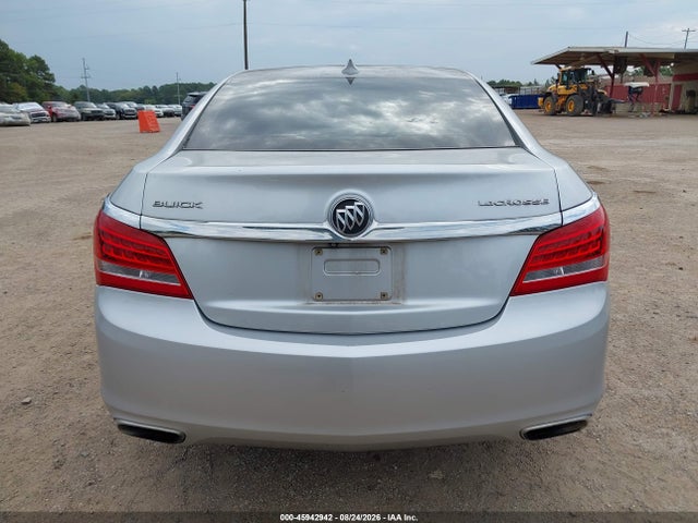 Продажа на аукционе авто 2016 Buick Lacrosse, vin: 1G4GA5G37GF177818, номер лота: 45942942