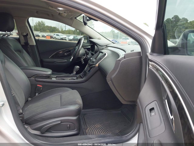 Продажа на аукционе авто 2016 Buick Lacrosse, vin: 1G4GA5G37GF177818, номер лота: 45942942