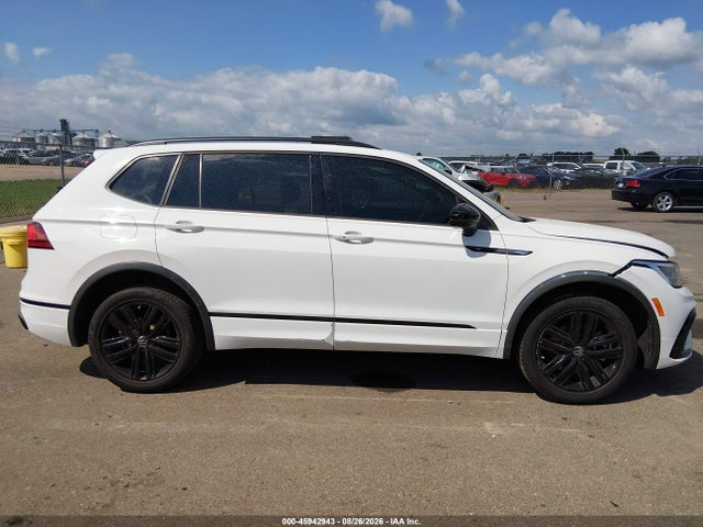 Aukcja sprzedaży 2022 Volkswagen Tiguan 2.0t Se R-line Black, vin: 3VV8B7AX4NM025071, numer aukcji: 45942943