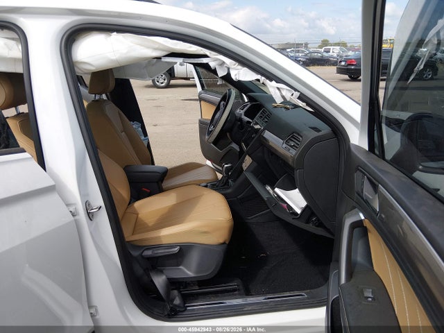 Aukcja sprzedaży 2022 Volkswagen Tiguan 2.0t Se R-line Black, vin: 3VV8B7AX4NM025071, numer aukcji: 45942943