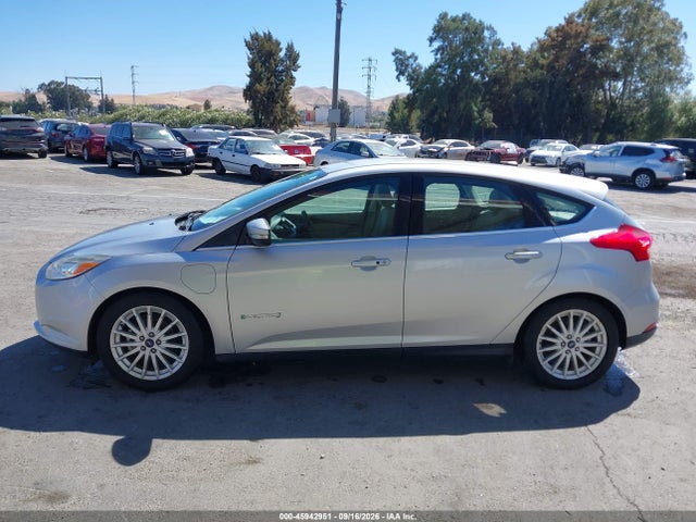 Ford FOCUS ELECTRIC 2018 1FADP3R47JL296144 Image 15