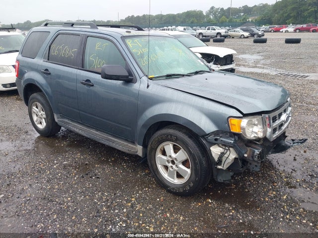 45942967 :رقم المزاد ، 1FMCU9DG4AKB90108 vin ، 2010 Ford Escape Xlt مزاد بيع