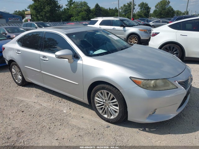 45942973 :رقم المزاد ، JTHBK1GG8D2082094 vin ، 2013 Lexus Es 350 مزاد بيع