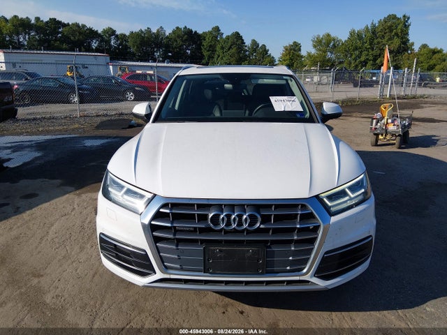45943006 :رقم المزاد ، WA1BNAFY3J2221394 vin ، 2018 Audi Q5 2.0t Premium/2.0t Tech Premium مزاد بيع
