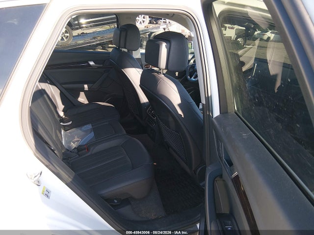 45943006 :رقم المزاد ، WA1BNAFY3J2221394 vin ، 2018 Audi Q5 2.0t Premium/2.0t Tech Premium مزاد بيع
