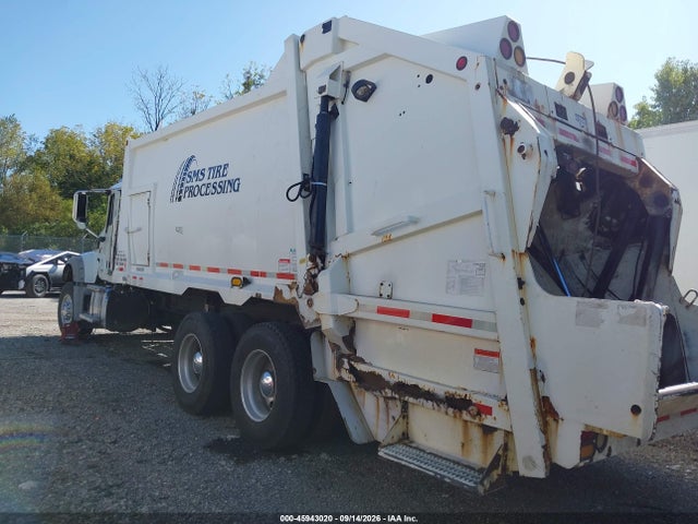 45943020 :رقم المزاد ، 1M2AX04C7EM020763 vin ، 2014 Mack 700 Gu700 مزاد بيع