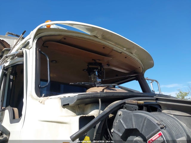 45943020 :رقم المزاد ، 1M2AX04C7EM020763 vin ، 2014 Mack 700 Gu700 مزاد بيع