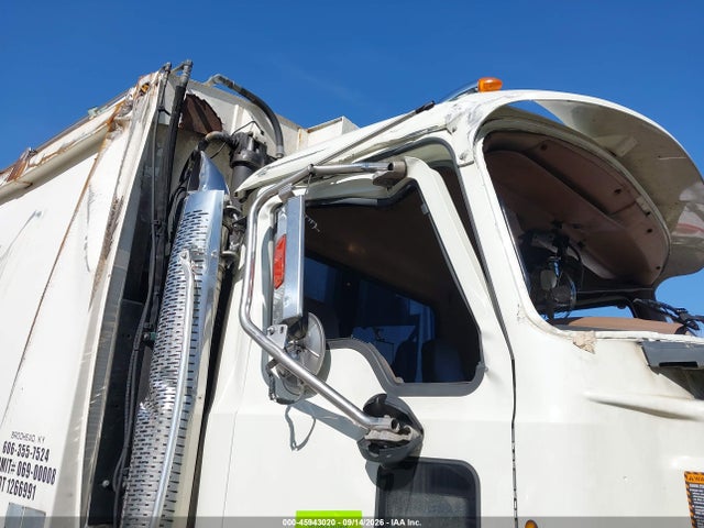 45943020 :رقم المزاد ، 1M2AX04C7EM020763 vin ، 2014 Mack 700 Gu700 مزاد بيع