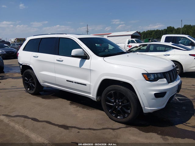 Продажа на аукционе авто 2017 Jeep Grand Cherokee Altitude, vin: 1C4RJFAG4HC701993, номер лота: 45943035