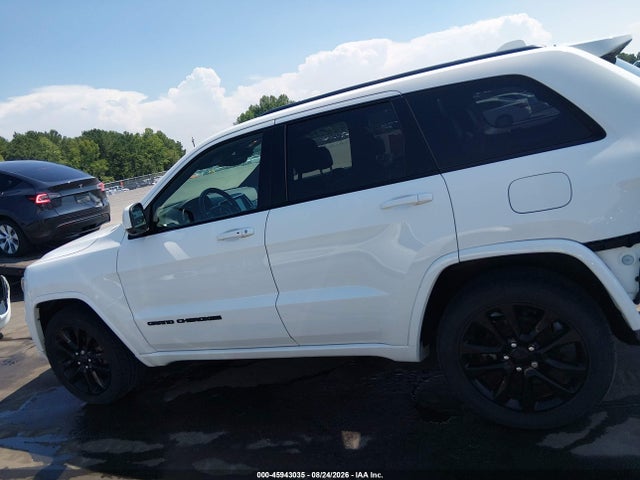 Продаж на аукціоні авто 2017 Jeep Grand Cherokee Altitude, vin: 1C4RJFAG4HC701993, номер лоту: 45943035