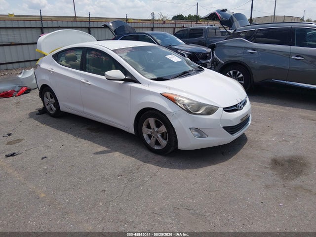 Продажа на аукционе авто 2013 Hyundai Elantra Gls, vin: 5NPDH4AE4DH354429, номер лота: 45943041