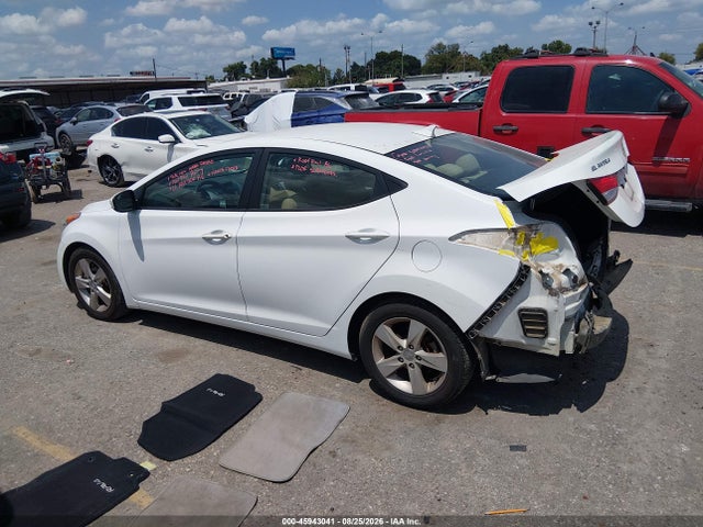 Продаж на аукціоні авто 2013 Hyundai Elantra Gls, vin: 5NPDH4AE4DH354429, номер лоту: 45943041
