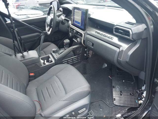 45943076 :رقم المزاد ، 3TMLB5JN3RM062971 vin ، 2024 Toyota Tacoma Trd Off Road مزاد بيع