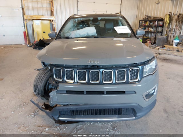 45943080 :رقم المزاد ، 3C4NJDCB0KT817837 vin ، 2019 Jeep Compass Limited 4x4 مزاد بيع