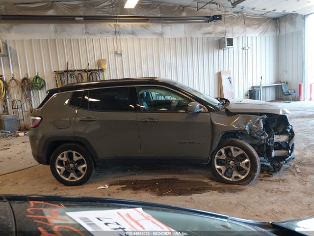 45943080 :رقم المزاد ، 3C4NJDCB0KT817837 vin ، 2019 Jeep Compass Limited 4x4 مزاد بيع