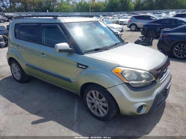 2013 Kia Soul მანქანა იყიდება აუქციონზე, vin: KNDJT2A52D7561587, აუქციონის ნომერი: 45943089