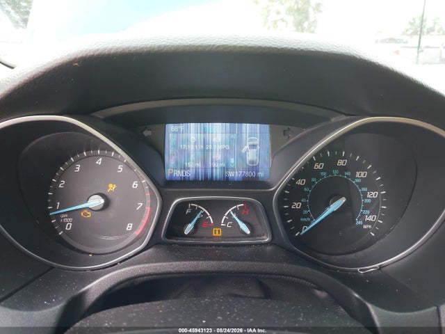 Ford FOCUS SE 2014 1FADP3K29EL130822 Image 7