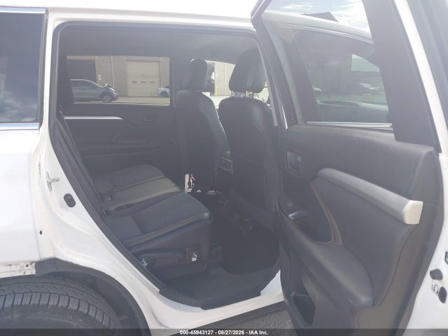 Toyota Highlander Le Plus V6 2016 5TDBKRFH5GS304467 Image 8