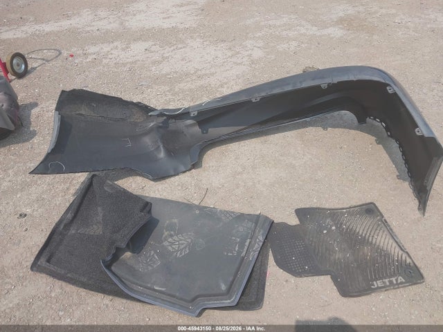 45943150 :رقم المزاد ، 3VWDB7AJ4HM281172 vin ، 2017 Volkswagen Jetta 1.4t Se مزاد بيع