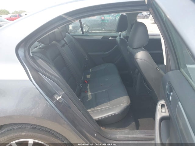 45943150 :رقم المزاد ، 3VWDB7AJ4HM281172 vin ، 2017 Volkswagen Jetta 1.4t Se مزاد بيع