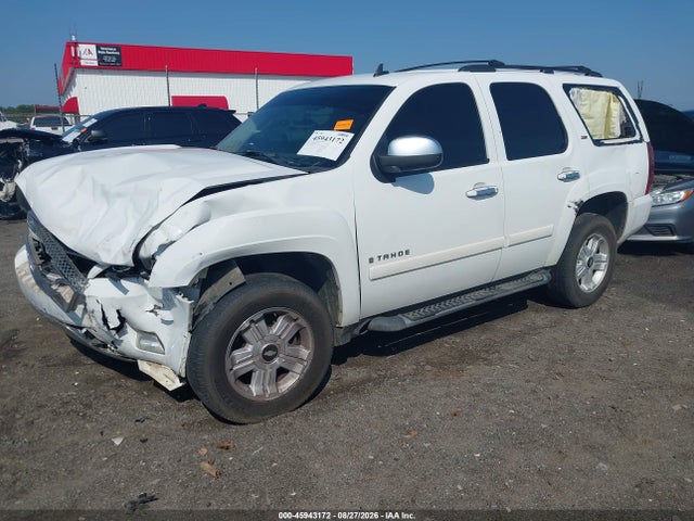 45943172 :رقم المزاد ، 1GNFC13077R424890 vin ، 2007 Chevrolet Tahoe Lt مزاد بيع