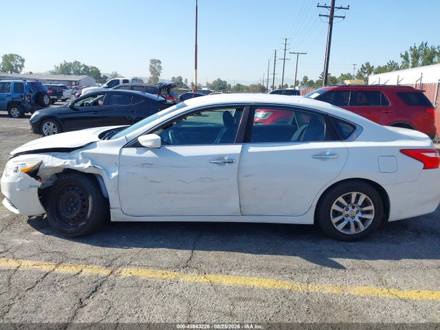 Aukcja sprzedaży 2016 Nissan Altima 2.5/2.5 S/2.5 Sl/2.5 Sr/2.5 Sv, vin: 1N4AL3AP2GN328483, numer aukcji: 45943226