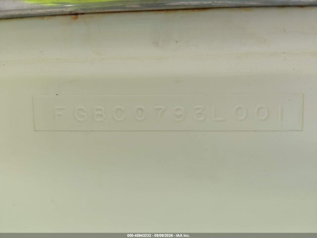 45943232 :رقم المزاد ، FGBC0793L001 vin ، 2001 Chapparal 25' مزاد بيع