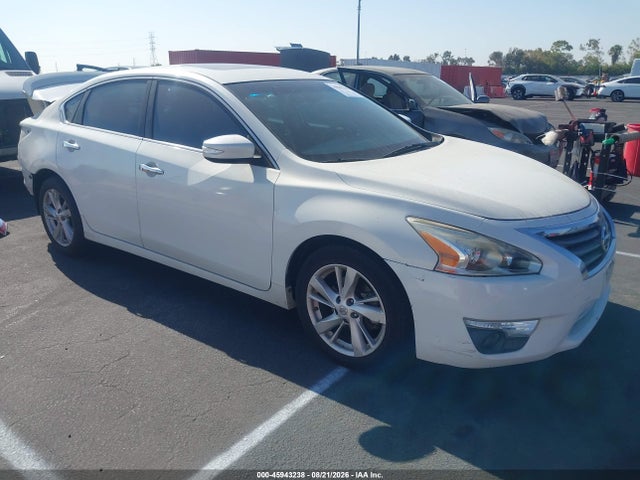 Nissan Altima 2.5 Sv 2015 1N4AL3AP2FC134188 main image