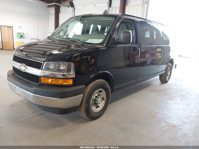 Chevrolet Express 3500 Lt 2018 1GAZGPFG9J1299962 Image 2