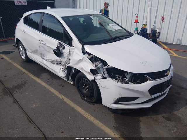 45943245 :رقم المزاد ، 3G1BE6SM6JS569032 vin ، 2018 Chevrolet Cruze Lt Auto مزاد بيع